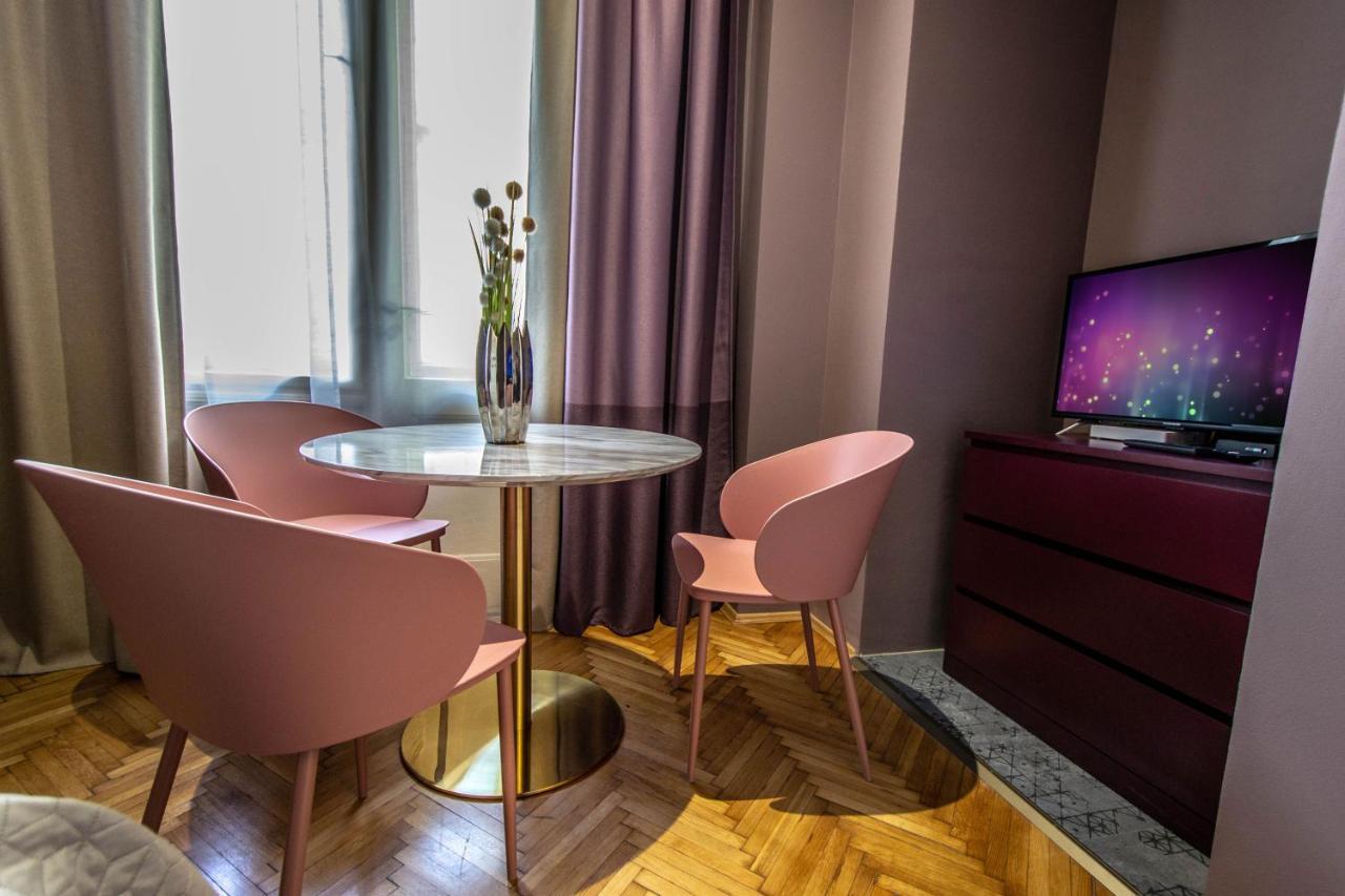 Colorful Day In Prague Design Apartments Exterior foto