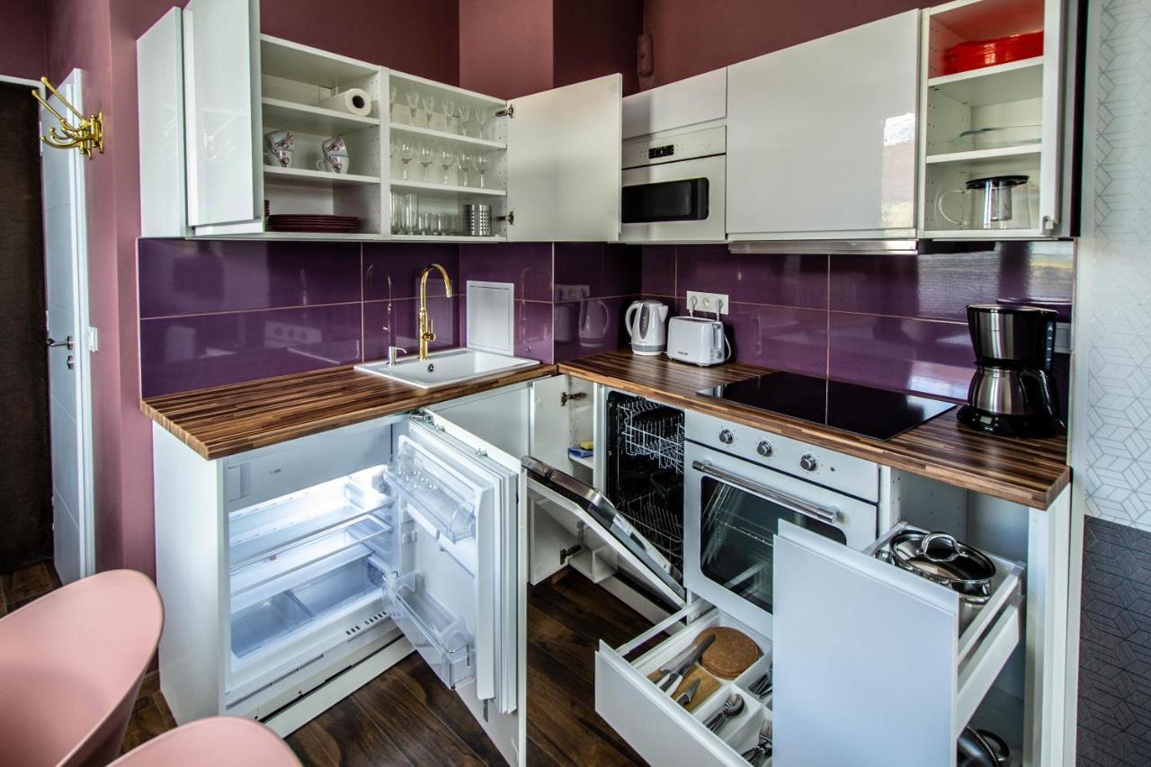 Colorful Day In Prague Design Apartments Exterior foto